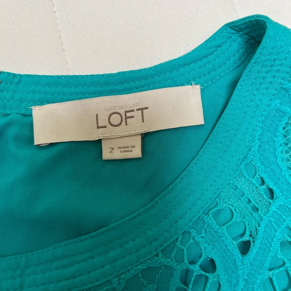 Beautiful green/teal lace dress perfect for summer or for a date night! - Picture 4 of 6